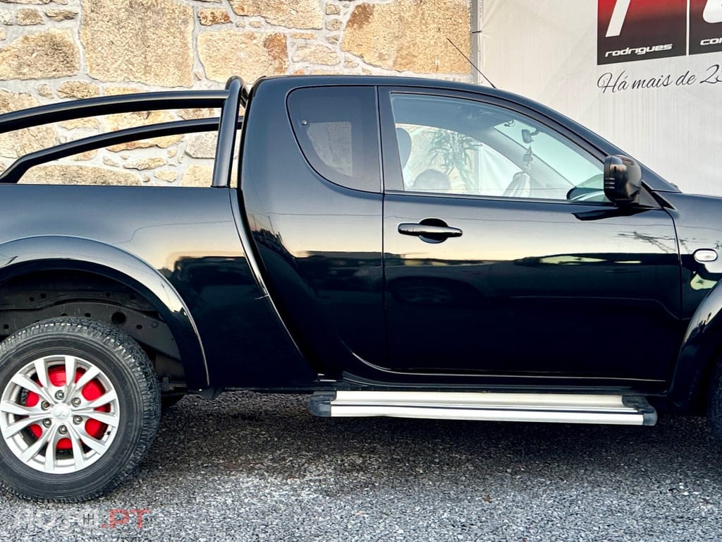 Mitsubishi L200 2.5 DI-D CS Baja HP 4WD