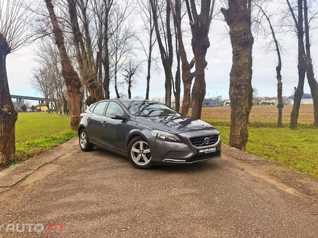 Volvo V40 1.6 D2 Momentum
