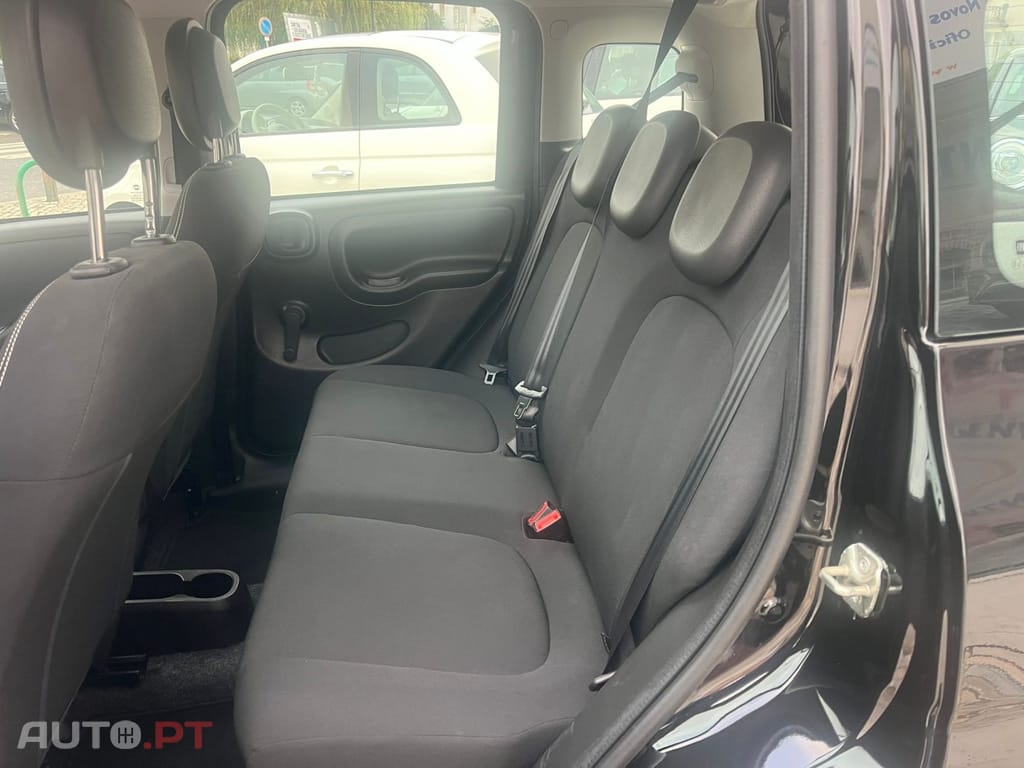 Fiat Panda 1.0 Hybrid — fotografia 12