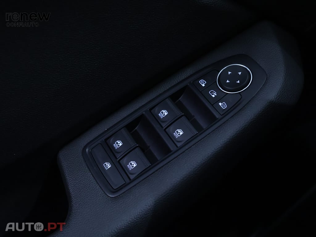 Renault Clio 1.0 Tce Evolution Bi-fuel — fotografia 24