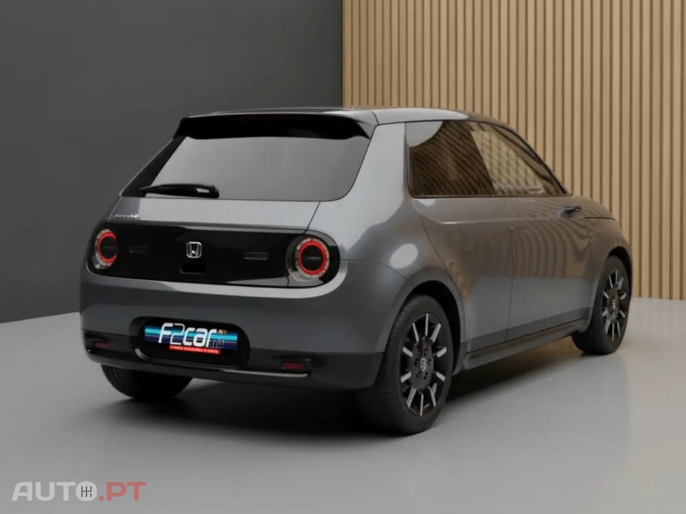 Honda e Advance (17")