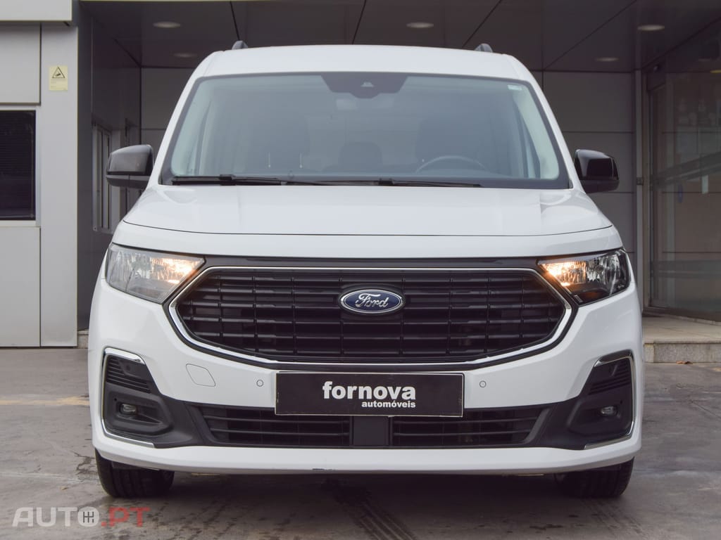 Ford Tourneo 2.0 TDCi Titanium