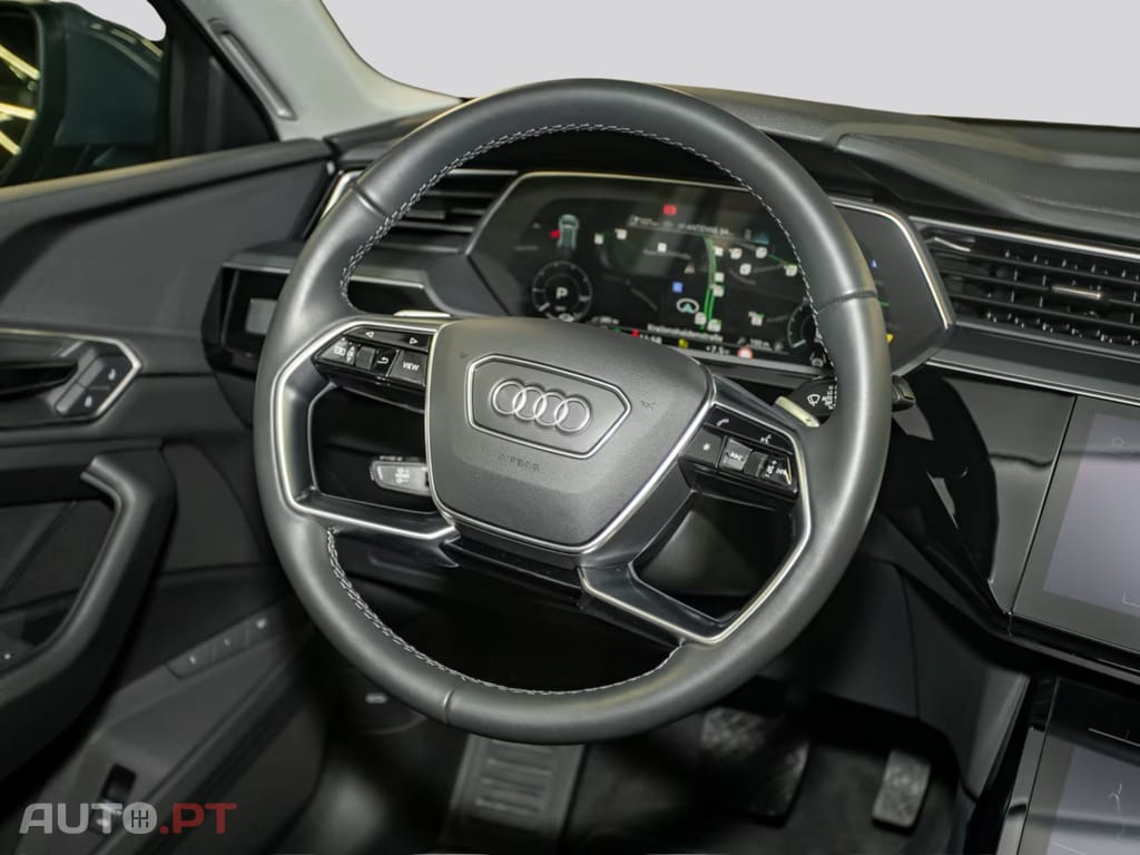 Audi Q8 e-tron Advanced 50 quattro I.V.A DEDUTIVEL 