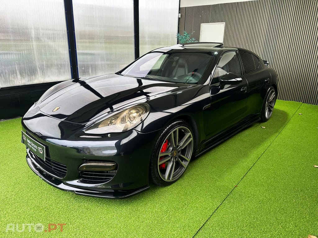 Porsche Panamera Turbo PDK