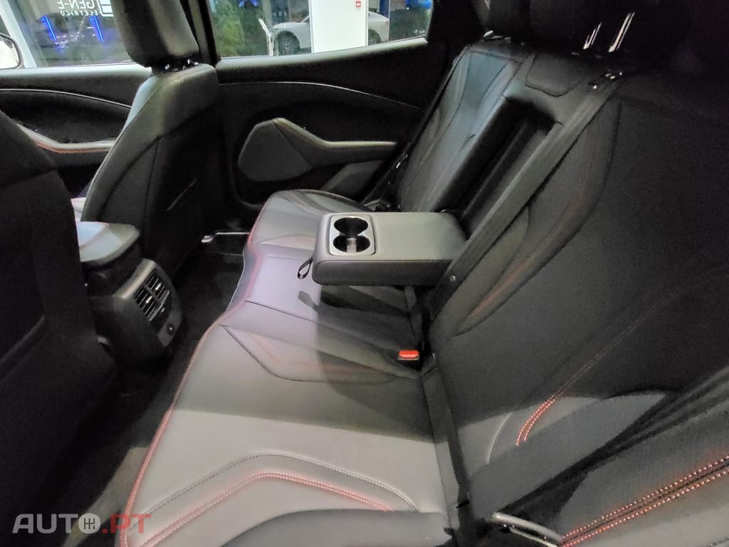 Ford Mustang Mach-E 98.7 kWh Premium