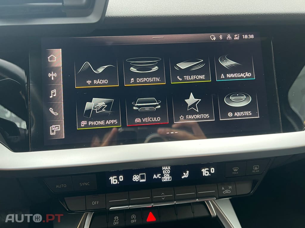 Audi A3 Sportback 30 TFSi Hybrid 