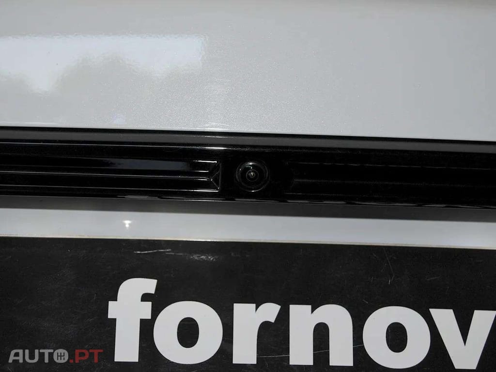 Peugeot E-2008 50 kWh Allure Pack