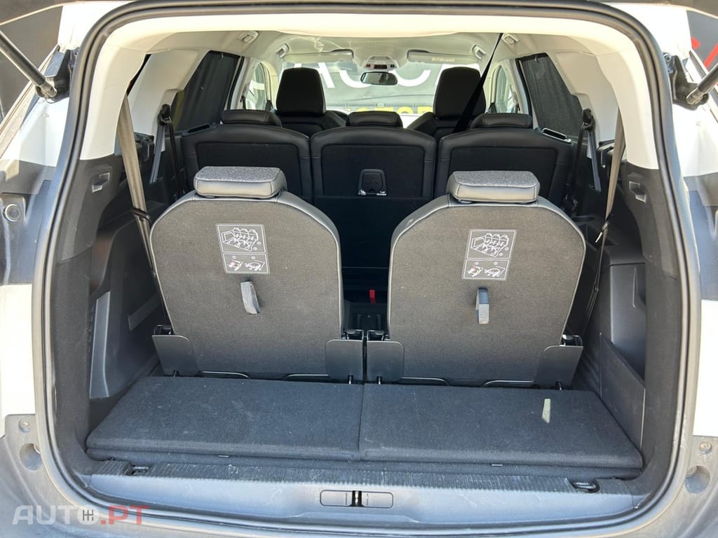 Peugeot 5008 1.5 BlueHDi Allure EAT8