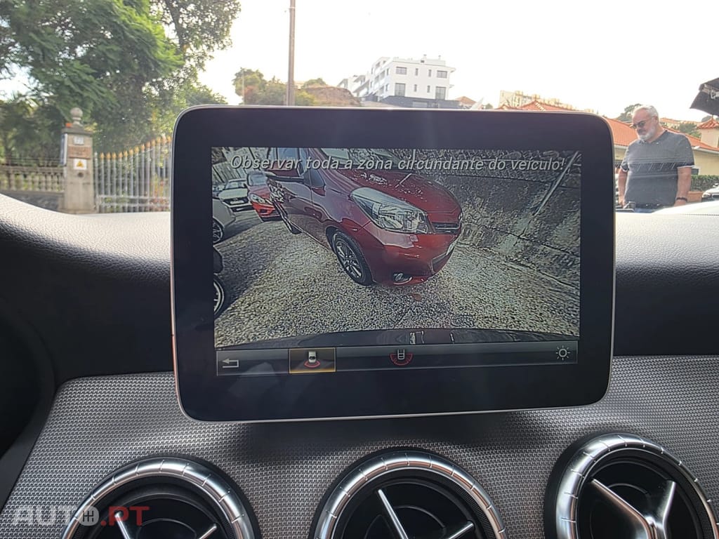 Mercedes-Benz CLA 180 D URBAN
