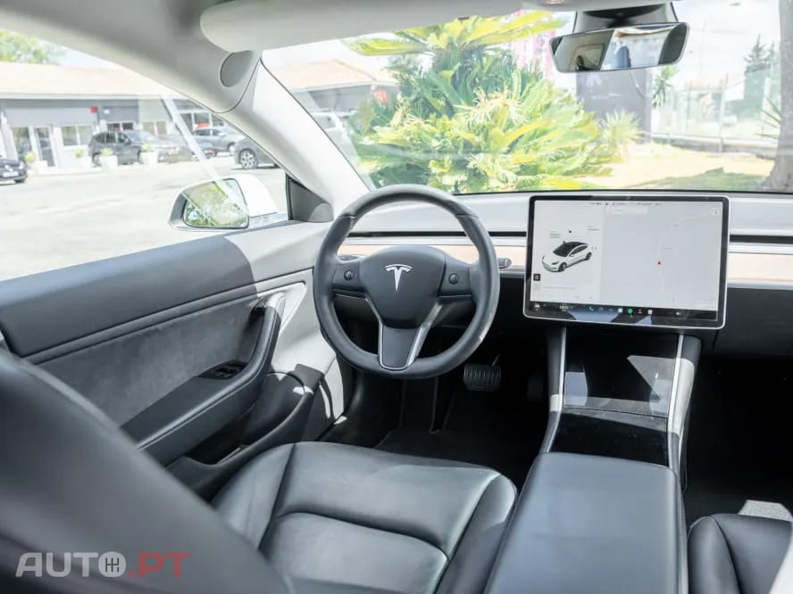 Tesla Model 3 Standard RWD Plus