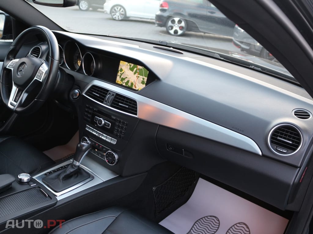 Mercedes-Benz C 250 CDI Coupé AMG