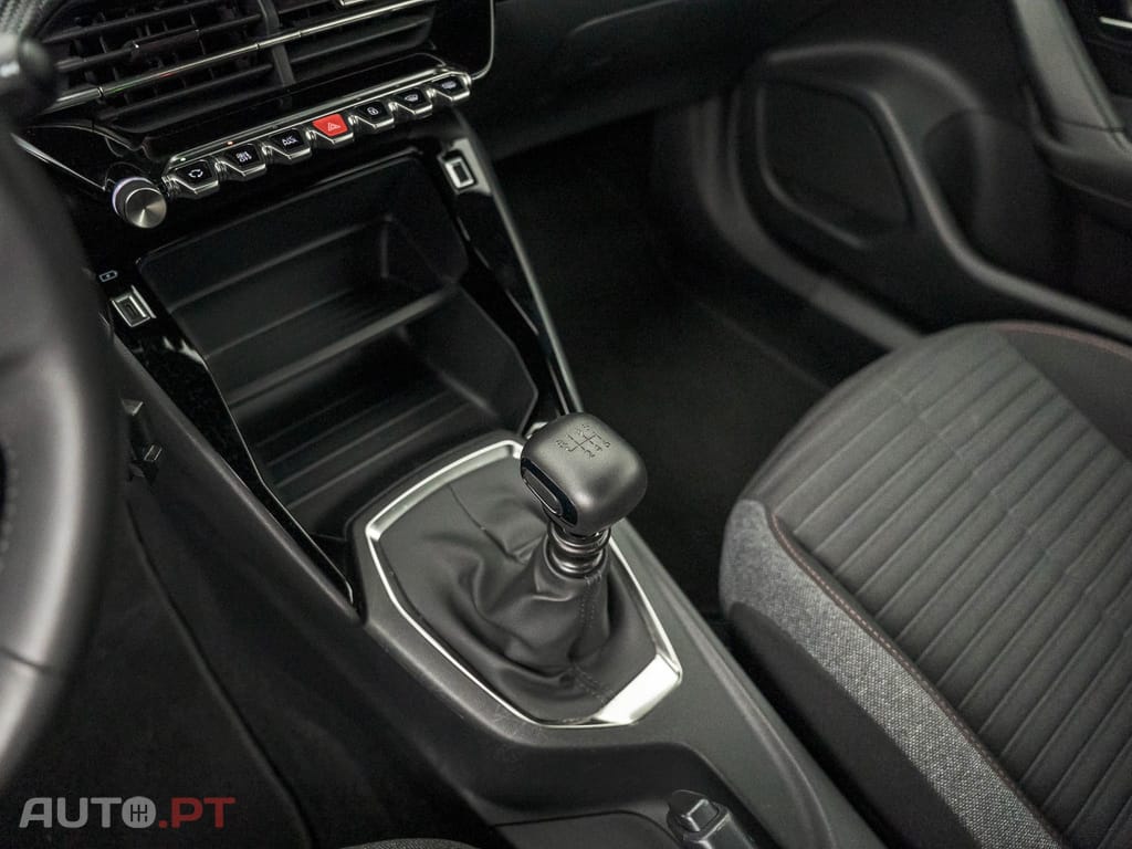 Peugeot 2008 1.2 PureTech Active Pack