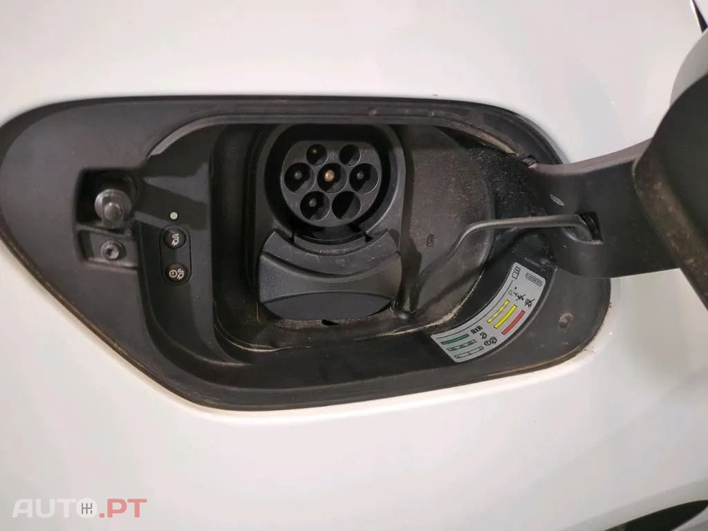 Volkswagen e-Golf AC/DC