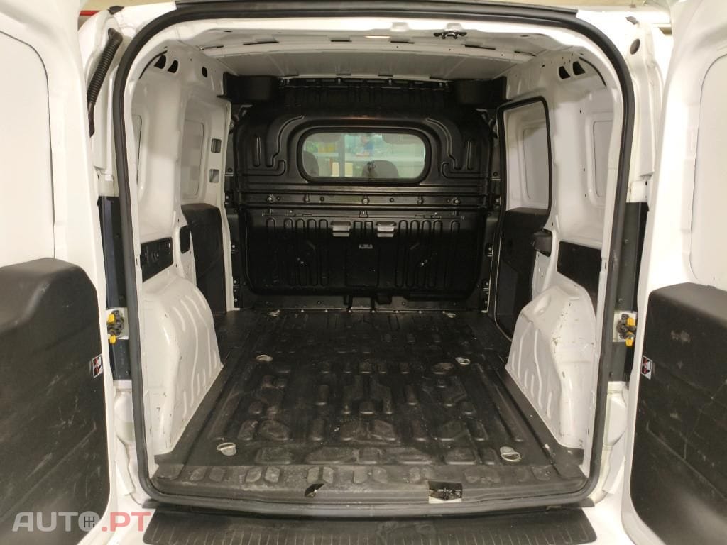 Fiat Doblo DOBLO CARGO 1.6 MJ SX 3L