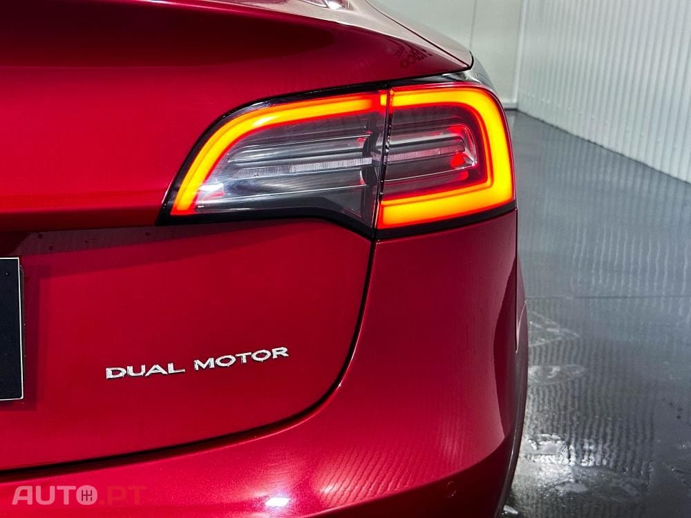 Tesla Model 3 Long Range Tração Integral