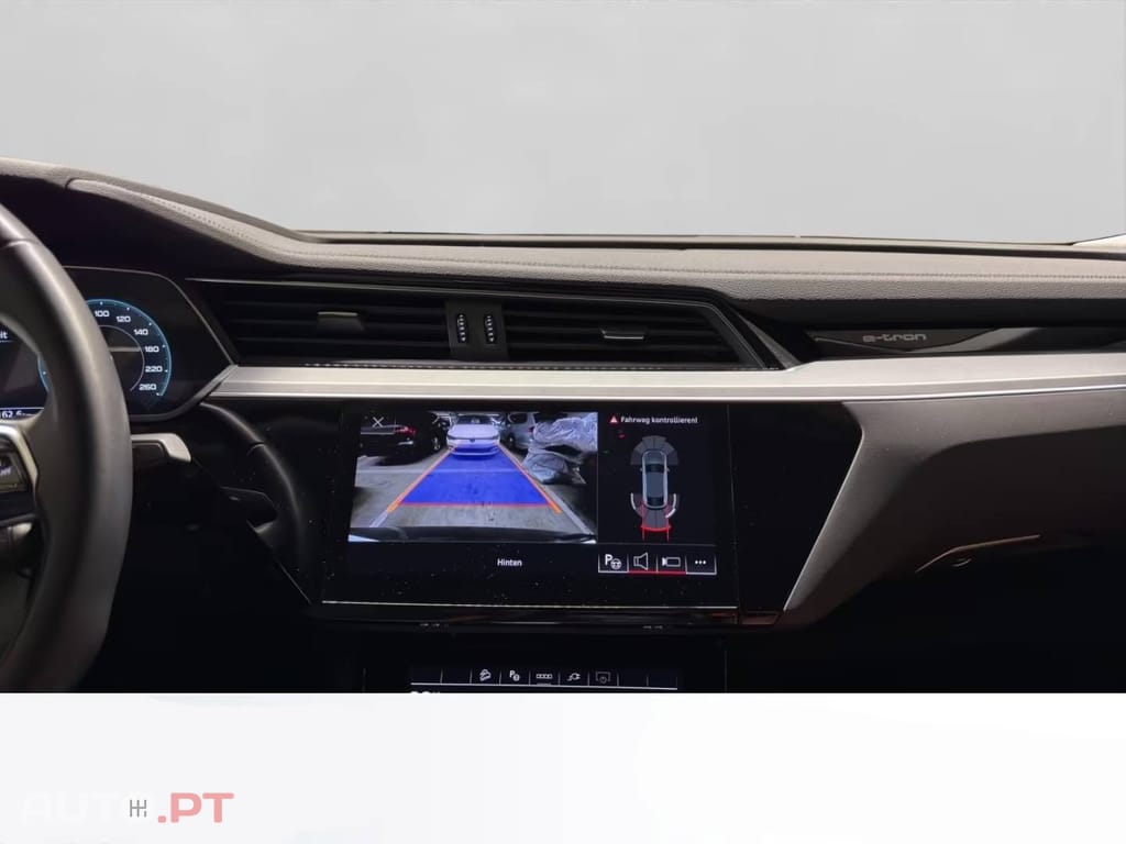 Audi Q8 E-Tron 50 quattro Advanced