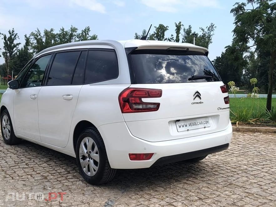 Citroen C4 SpaceTourer 1.5 BlueHDi Shine EAT8
