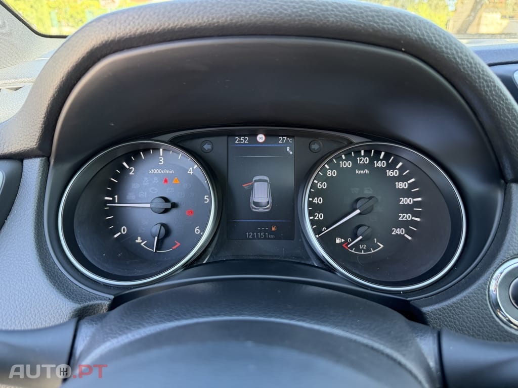 Nissan Qashqai 1.5 dCi N-Connecta