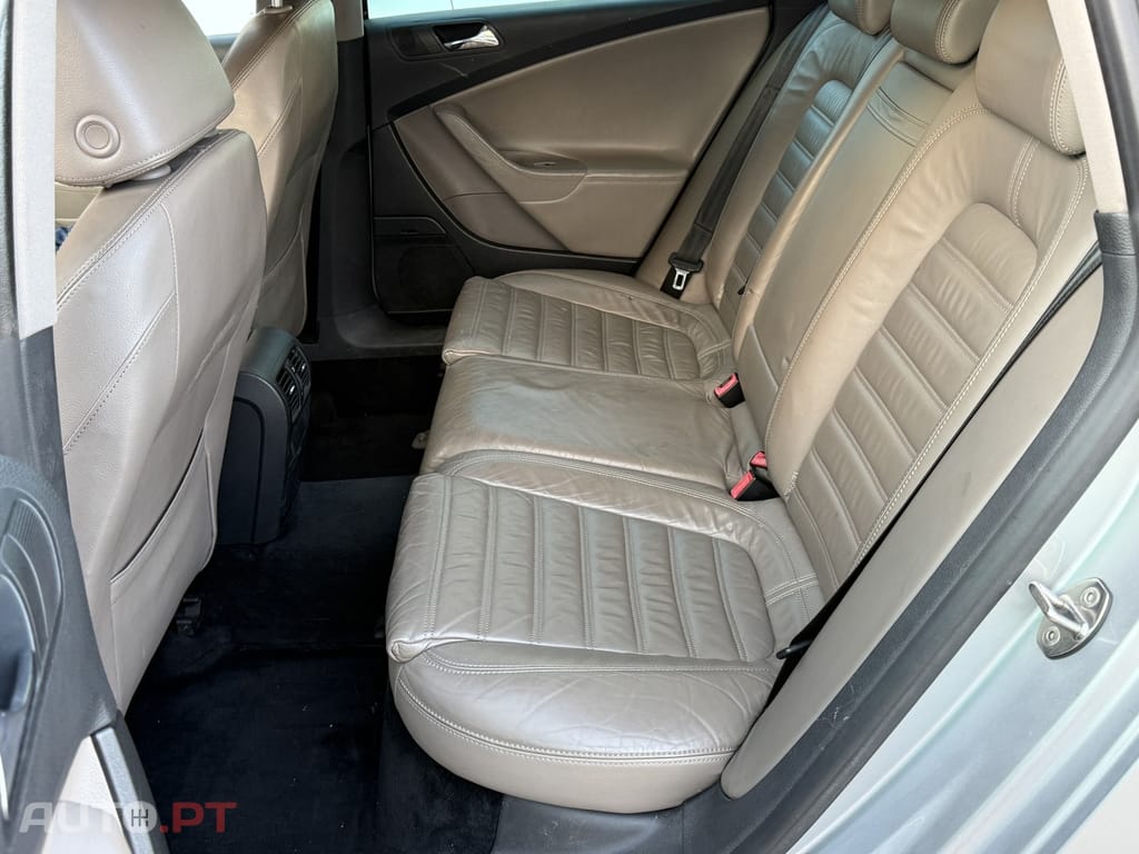 Volkswagen Passat Variant 2.0 TDi 4M Highline IM