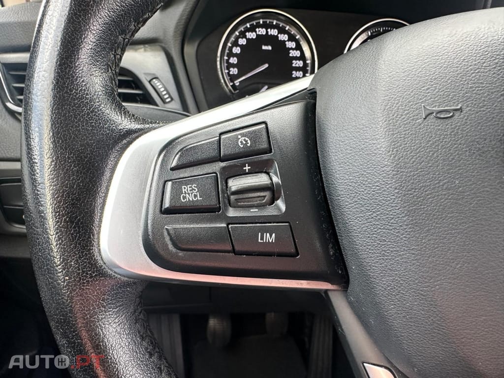 BMW 216 d Advantage