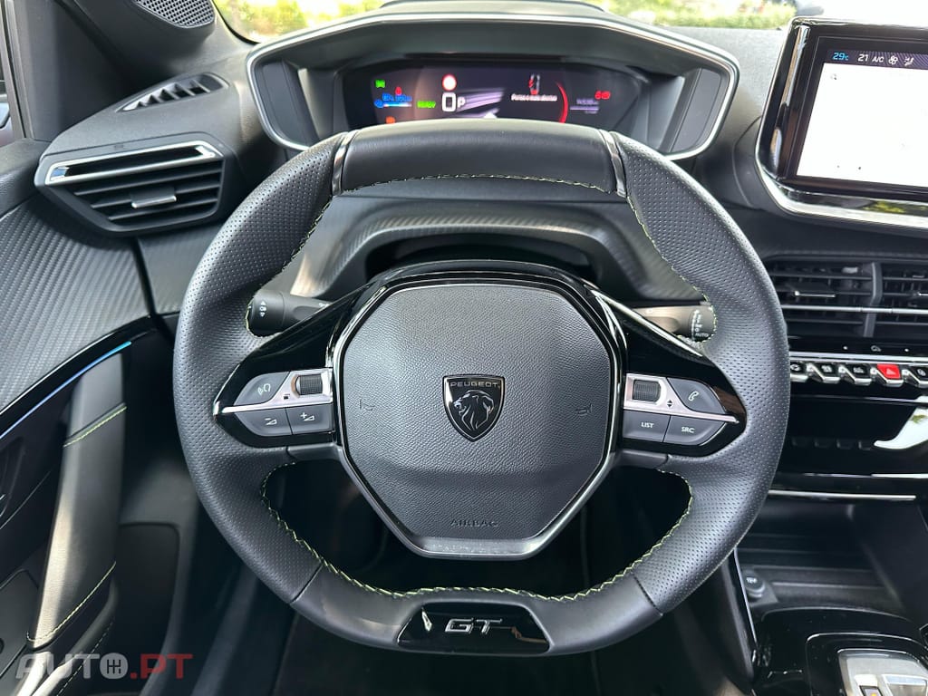Peugeot E-208 50 kWh GT Pack