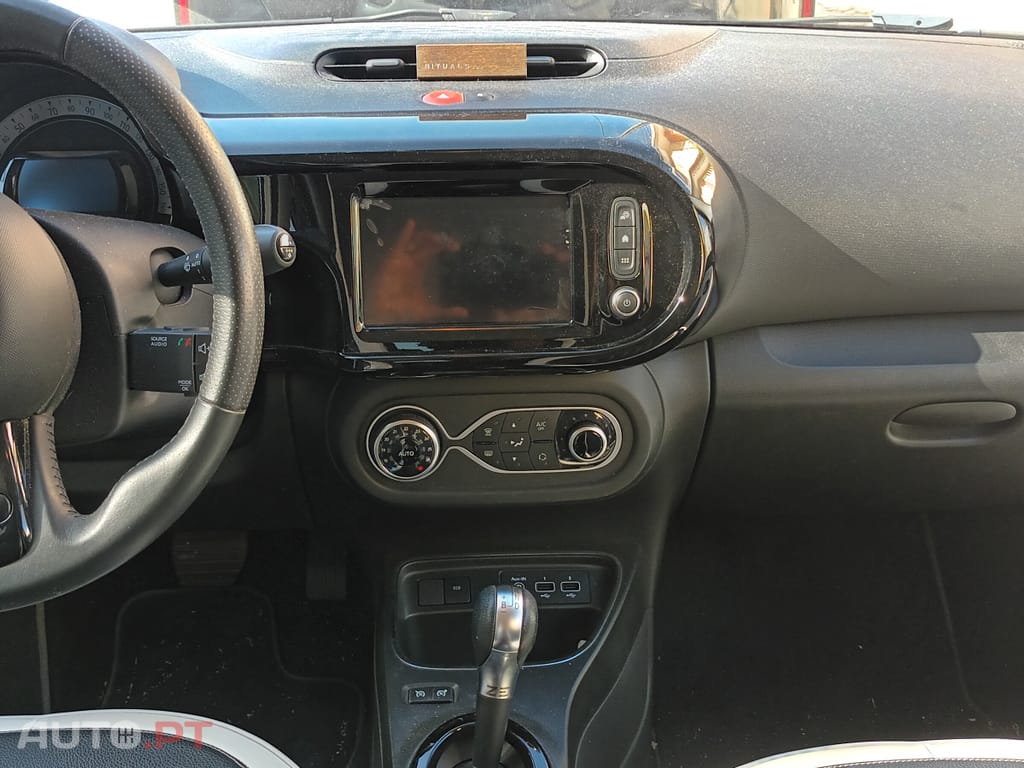 Renault Twingo Elétrico intense60