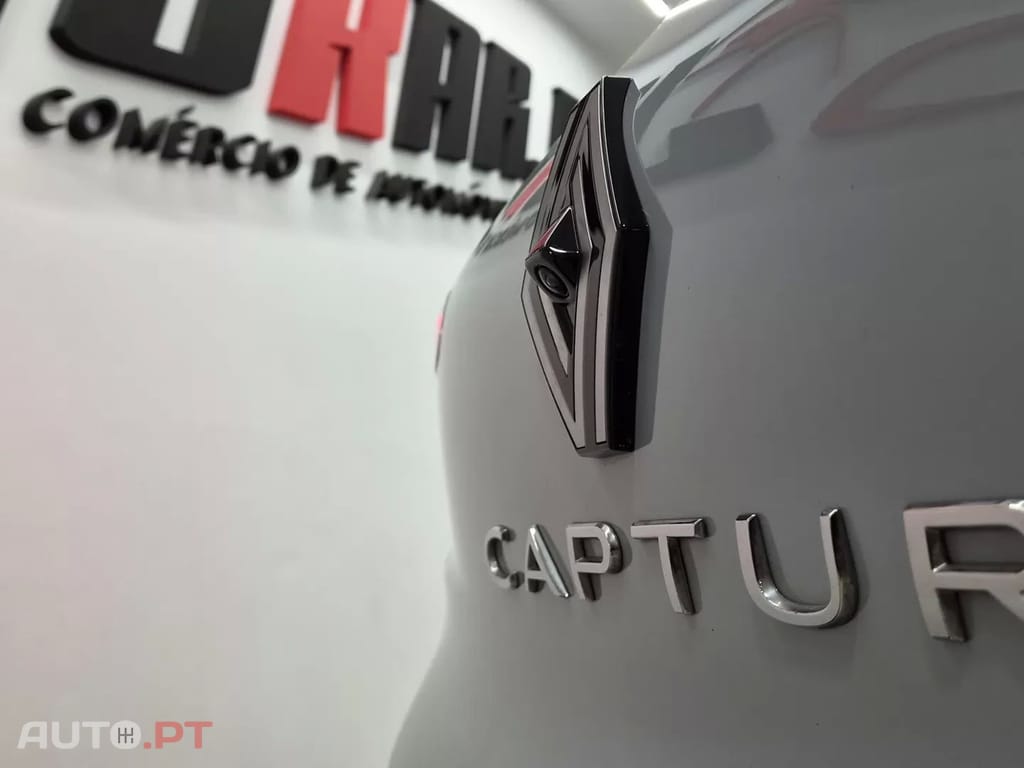 Renault Captur 1.0 TCe Techno — fotografia 7