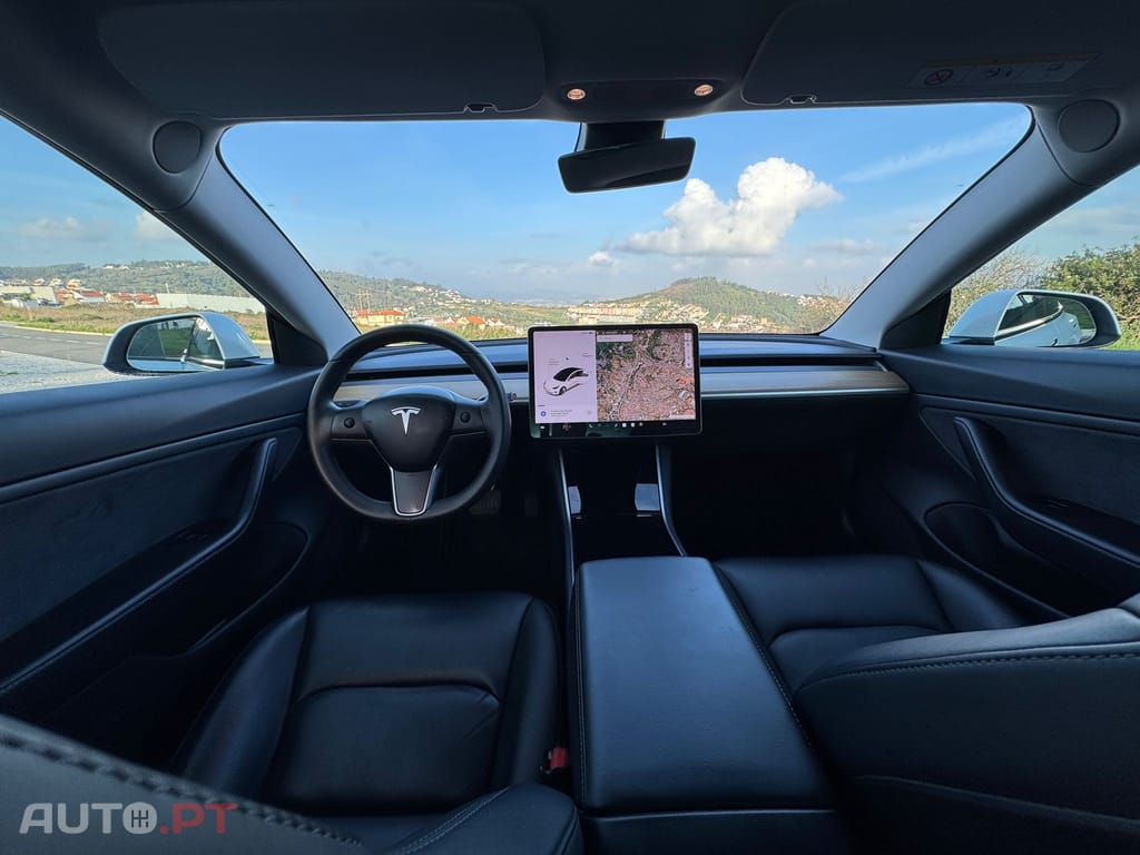 Tesla Model 3 Long-Range Dual Motor AWD