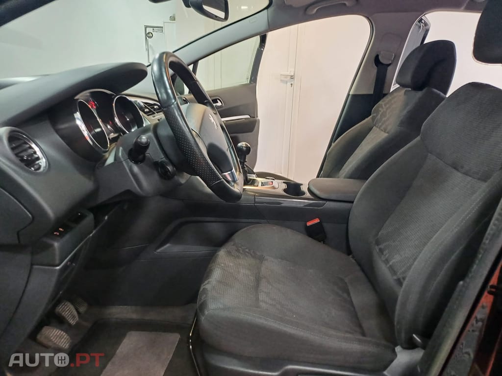 Peugeot 3008 1.6 HDi Allure