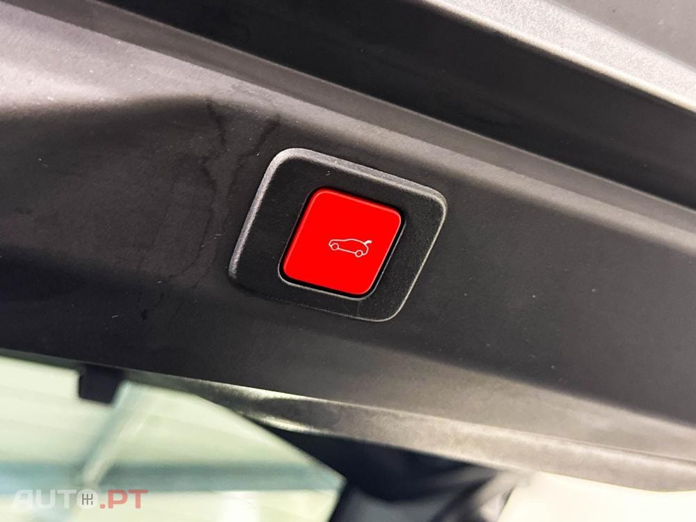 Peugeot E-3008 73 kWh Allure