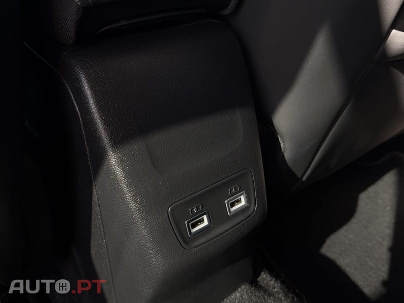 Peugeot 2008 1.2 PureTech Allure Pack EAT8