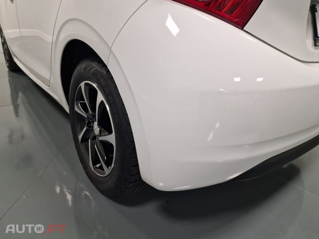 Peugeot 208 1.4 HDi Active