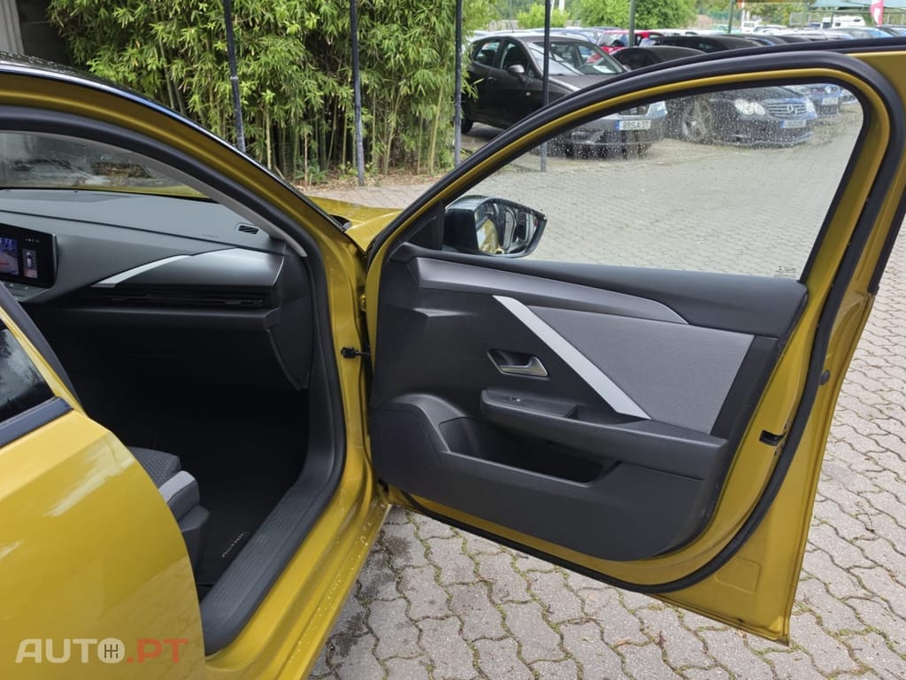 Opel Astra 1.5 D Elegance