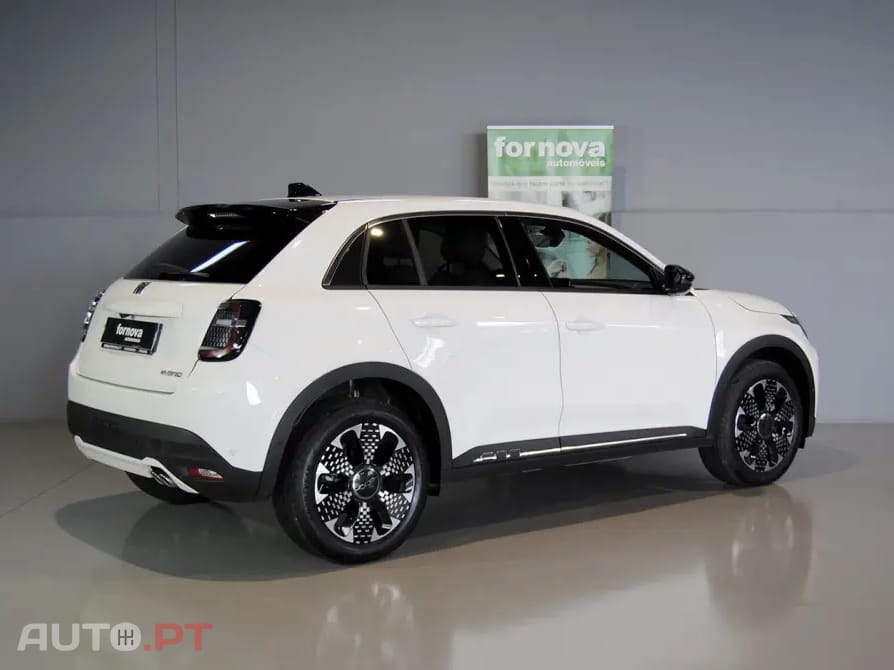 Fiat 600 1.2 Hybrid La Prima