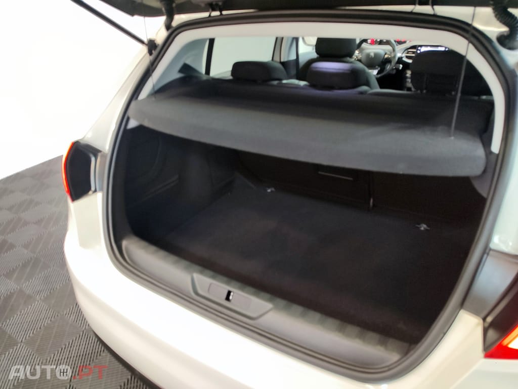 Peugeot 308 1.5 BlueHDi Allure