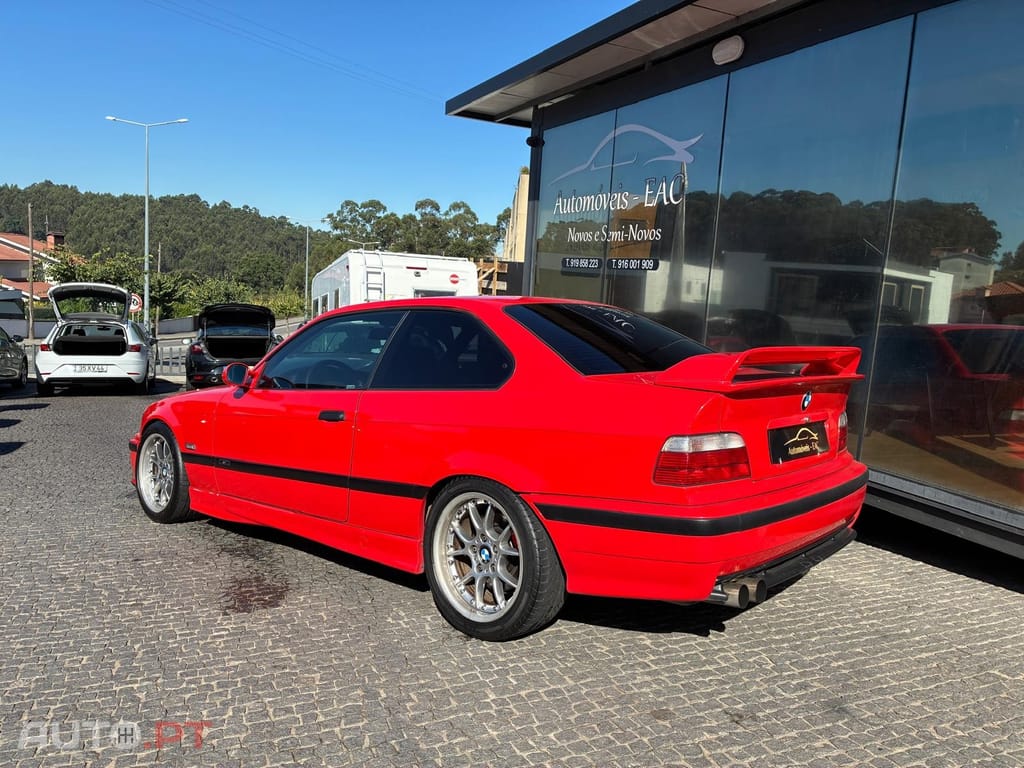 BMW 328 i Coupé M Sport