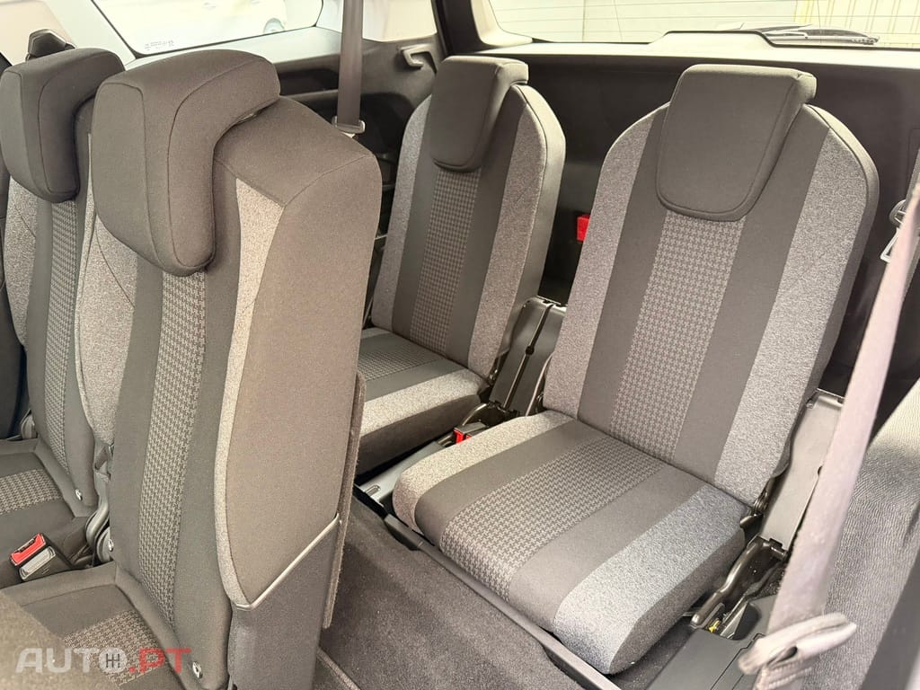 Peugeot 5008 1.5 HDI Allure 130cv 7 Lugares