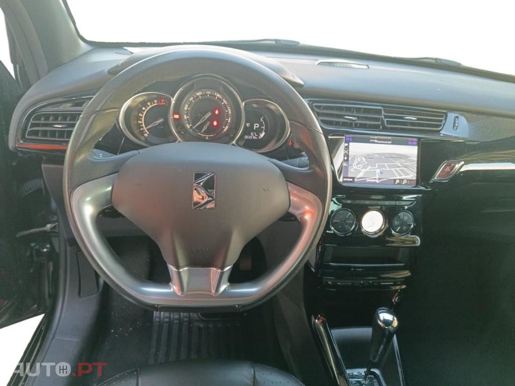 DS DS3 1.2 PureTech Dark Light