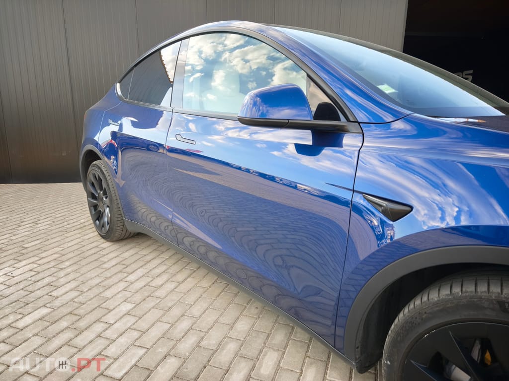 Tesla Model Y Long Range Tração Integral