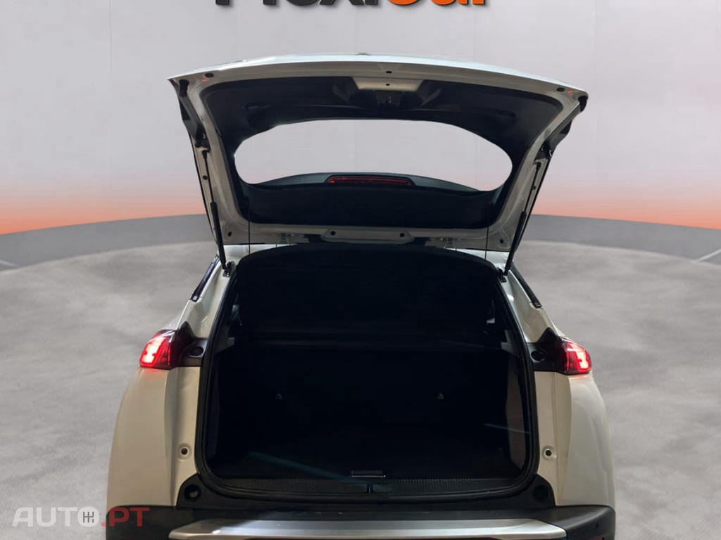 Peugeot 2008 1.2 PureTech Allure