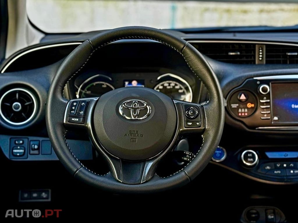 Toyota Yaris 1.5 HSD Comfort