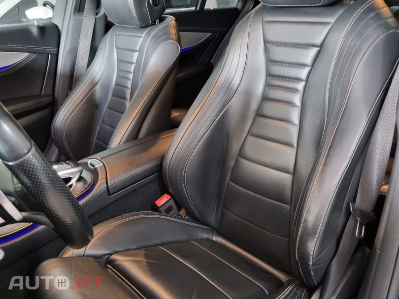 Mercedes-Benz E 220 AMG Line