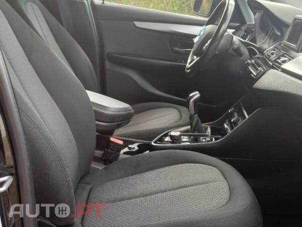 BMW 214 d Line Sport