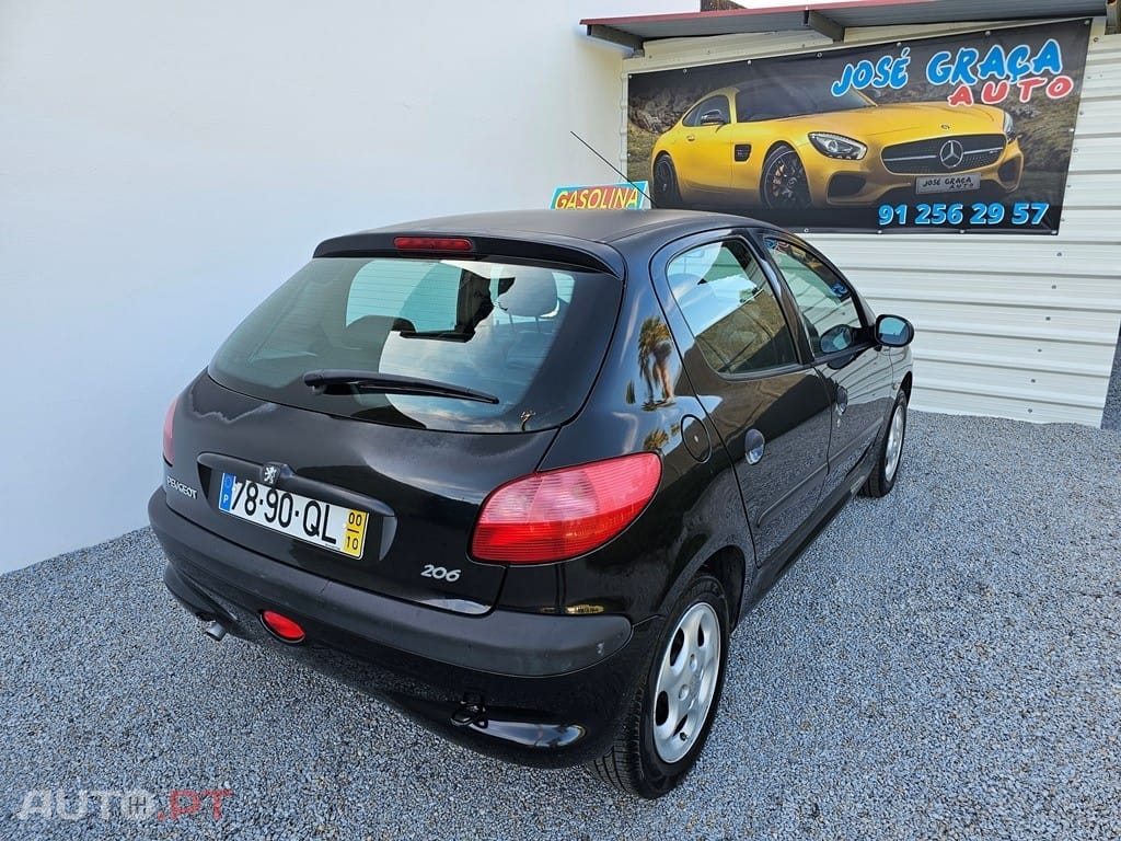 Peugeot 206 1.4 XT