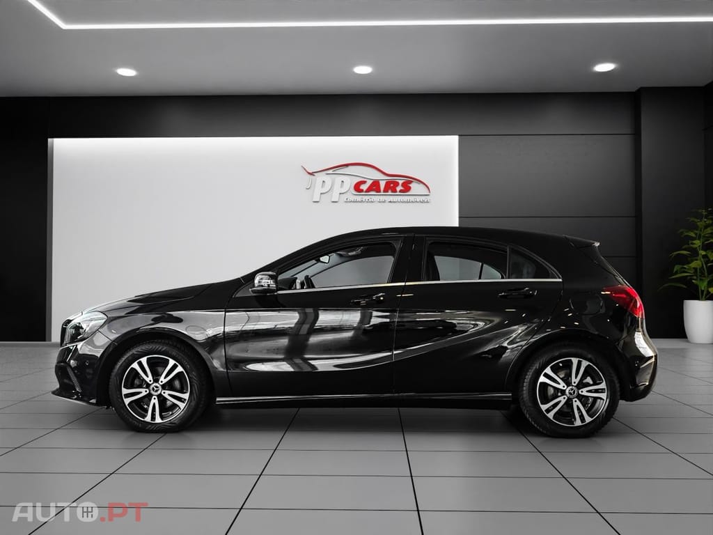 Mercedes-Benz A 180 d prestige — fotografia 14