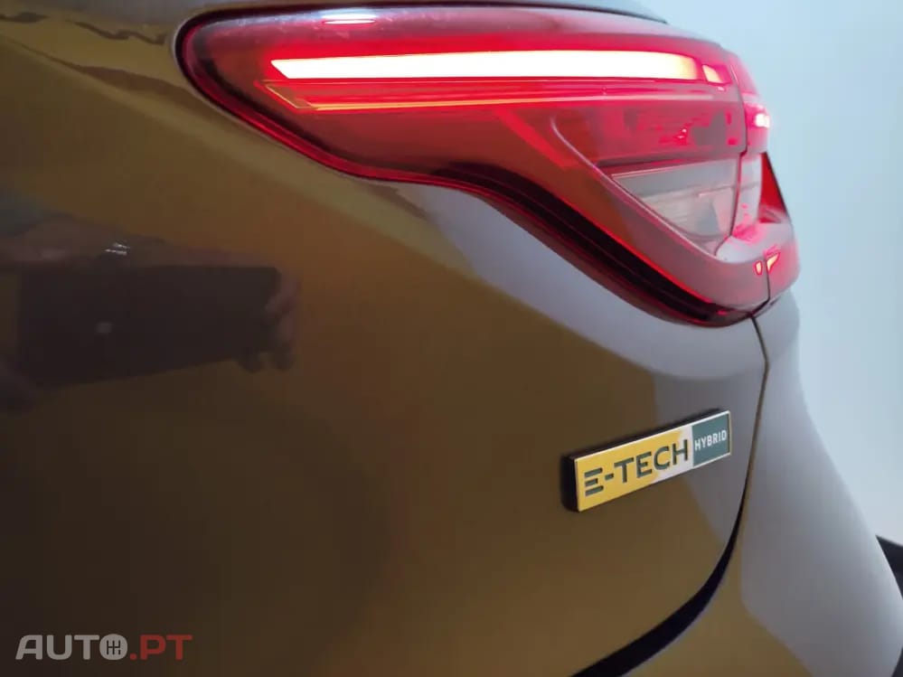 Renault Clio 1.6 E-Tech Full Hybrid Techno