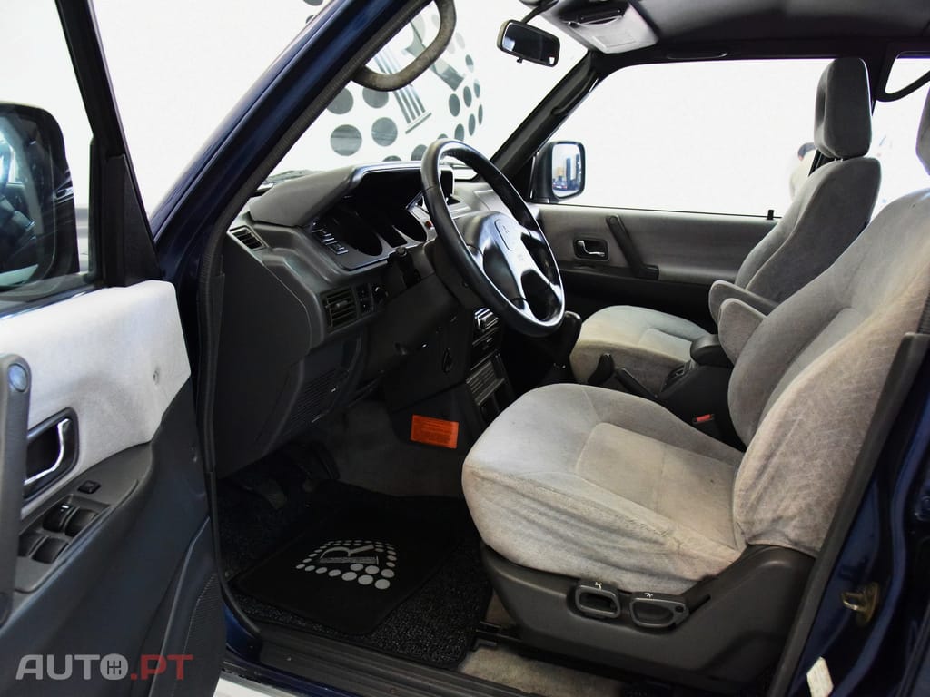 Mitsubishi Pajero 2.8 TD GLX Longo