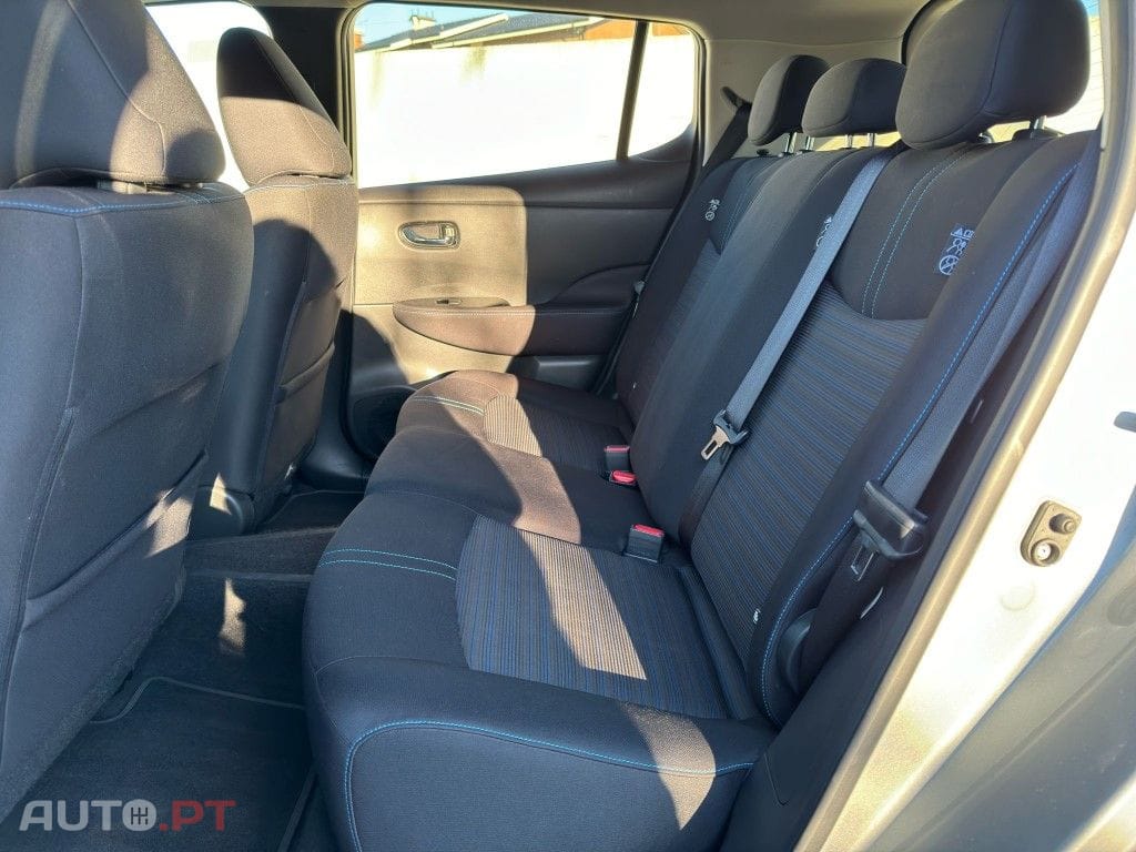Nissan Leaf Tekna ProPilot Park