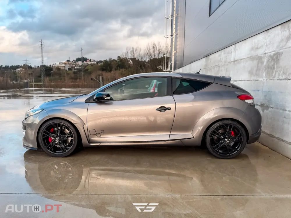 Renault Mégane Coupe 2.0 T RS