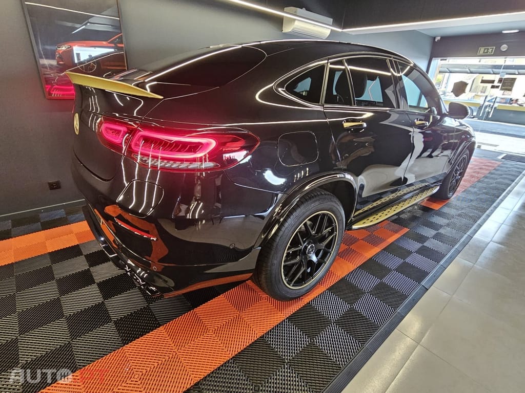 Mercedes-Benz GLC 300 de 4Matic 9G-TRONIC AMG Line